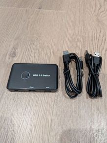 USB switch for 2 PCs