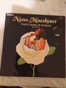 Nana Mouskouri