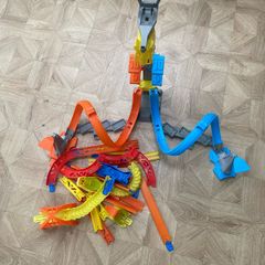 Hot Wheels tracks