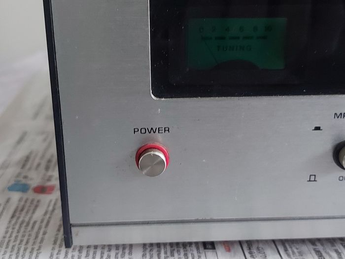 ROTEL AM-FM Stereo Tuner Model RT-322, Vintage, in very good condition
