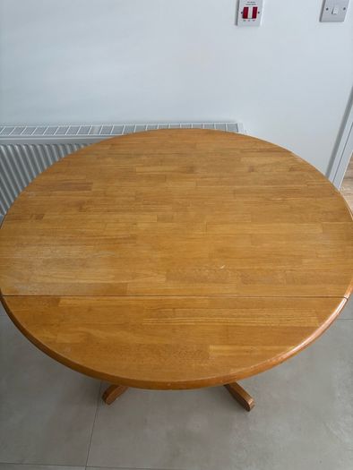 Round table