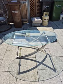 2x Glass coffee tables