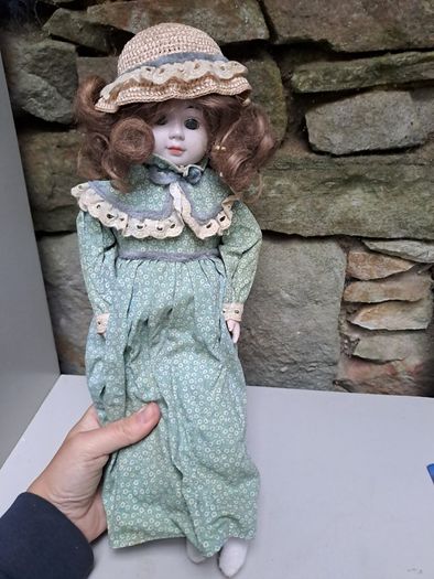 Vintage porcelain doll free