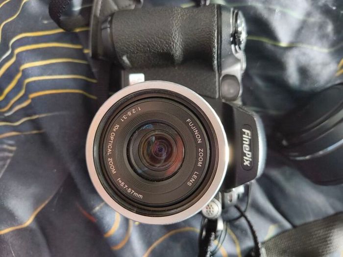 Fujifilm S5500 FinePix Digital Camera