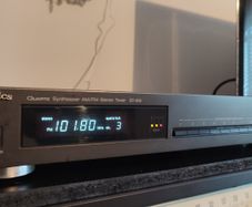 Technics ST-610 Quartz Synthesizer AM/FM Stereo Tuner