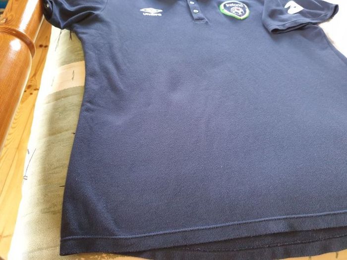 Ireland Football Polo Training Shirt 2015 to 2016 Large Adult Umbro