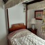 4 poster bed Image 2
