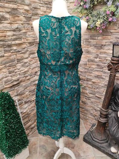 Green lace Occasion Pencil dress size 14 Postage included