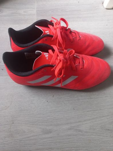 Soccer boots (size 5 1/2 UK) - New / unused