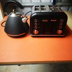 kettle and toaster