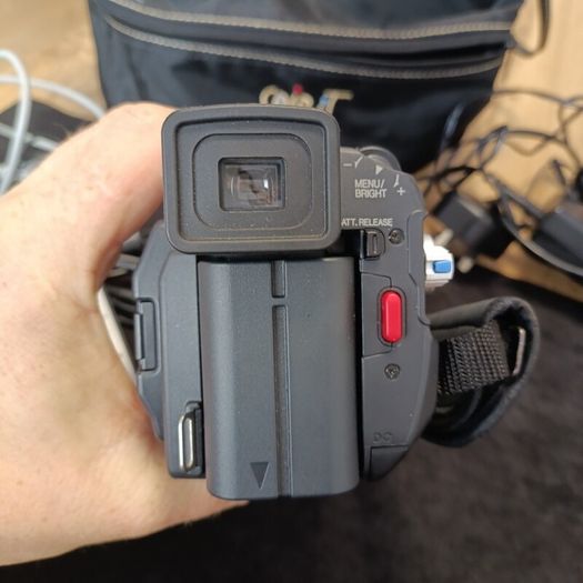 JVC GR-DVL 160EK Mini DV Camcorder Made In Japan