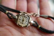 Vintage Gold Filled TIMEX Ladies Wristwatch 17 Jewels British Watch - in working order