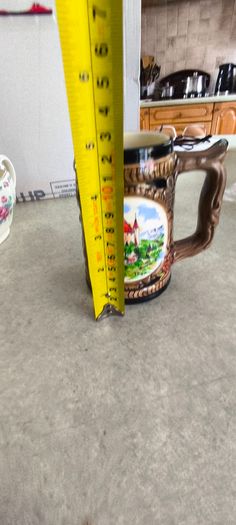 3 ITMEMS OF POTTERY-  1- Angel White Resin Holy Water Font - 6 Inchs 22.00 EURO. 2- Vintage Cotfer 5 inchs Swiss Alps Lucerne Beer Stein 35.00 euro. 3- Vintage Wedgwood-Harmony Rose- Sauce Boat 18.00 euro.