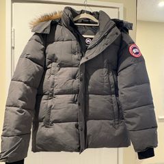 Canada Goose Men's winter coat Size M Brand New