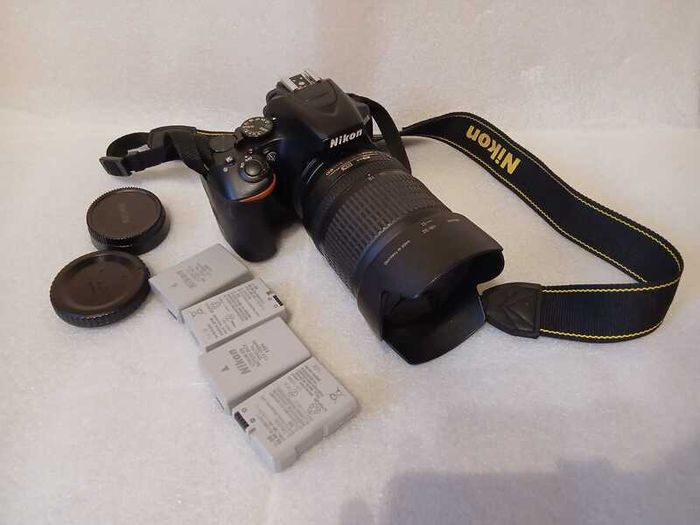 Nikon D3500, 4 EN-EL14a bateries, 18-105mm lens