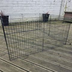 Dog / pet enclosure