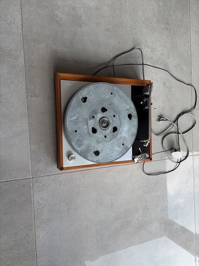 thorens turntable