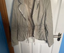 Vila Ladies Blazer- size small