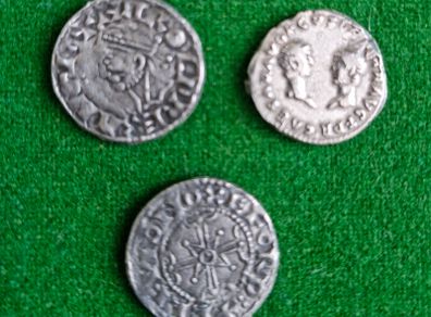 3 Ancient WRL Replica Collectable  Coins