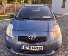 Toyota Yaris 1.0L 2007 (180,000km)