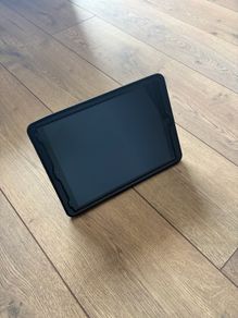 Ipad 8th gen WIFI 32gb