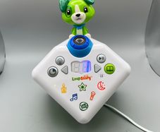 LeapFrog LeapStory Story Cube Projector Stories Songs Poems Lights & Sounds