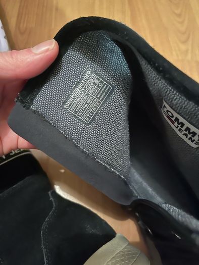 Tommy Hilfiger black winter snow boots