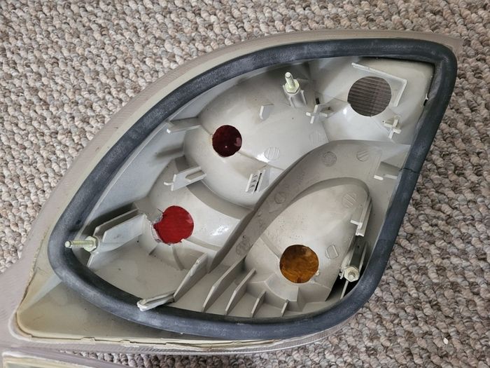 Ford Fiesta Mk4/Mk5 clear rear lights