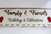 "family &amp; Friends" Wall Art (nice Condition).