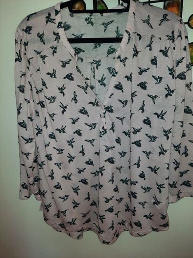 H&M Salmon Pink Hummingbird Blouse , UK 18 , Excellent Condition