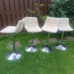 stools free