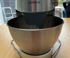 Kenwood KHC29 stand mixer