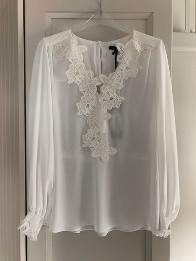 Long sleeve white lace blouse