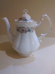 Coffee Pot Paragon Meadowvale Bone China