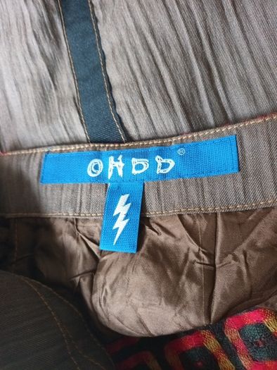OHDD Skirt.  S.14 - 32" Waist.