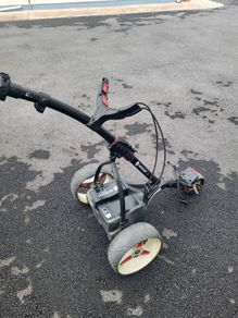 Electric golf trolley
