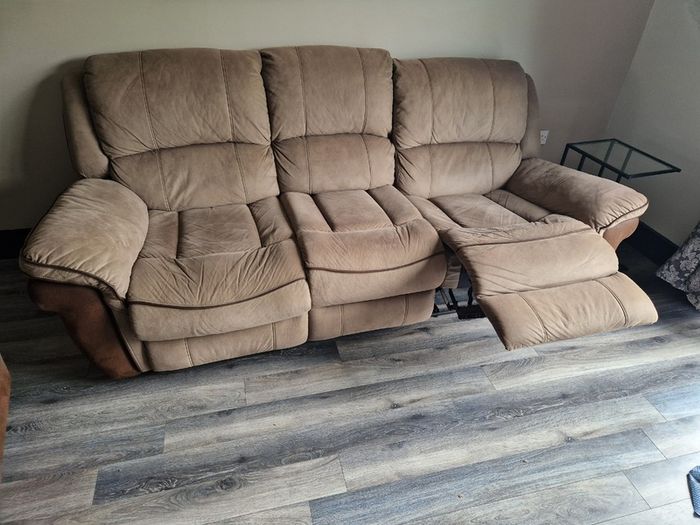 3 seater and single recliner