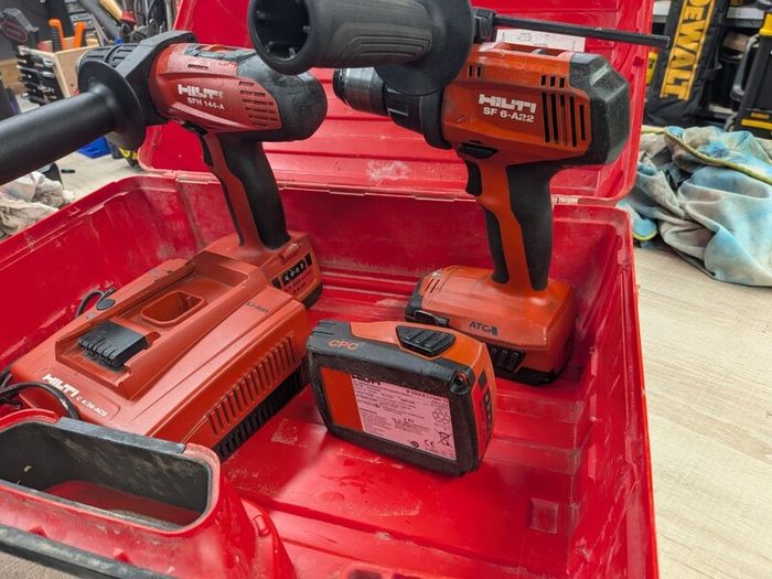 Hilti drill set