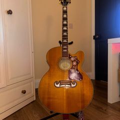 epiphone EJ-200 CE