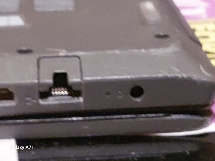 Lenovo V155-15API, AMD Ryzen 5 3500U with Radeon Vegan Mobile Gfx, 2.1GHz, 8GB Ram,  256GN SSD, Windows 11, Microsoft Edge, Chrome and VLC