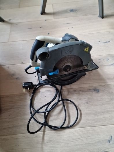 Electric saw