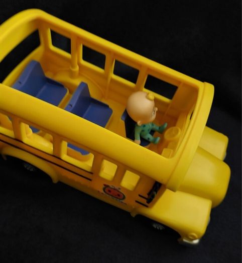 CoCoMelon Musical Bus with JJ figure (pr) (320) 1