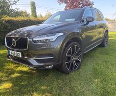 Volvo XC90 Momentum Pro huge spec