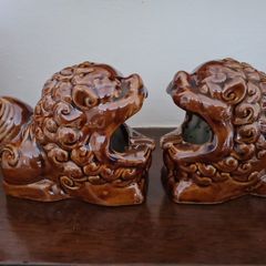vintage foo dogs
