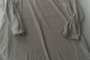 Bnwt Black sparkling top