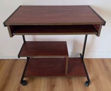 Portable computer desk with wheels