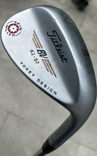 Titleist Vokey 62 degrees wedge (SW / LW)
