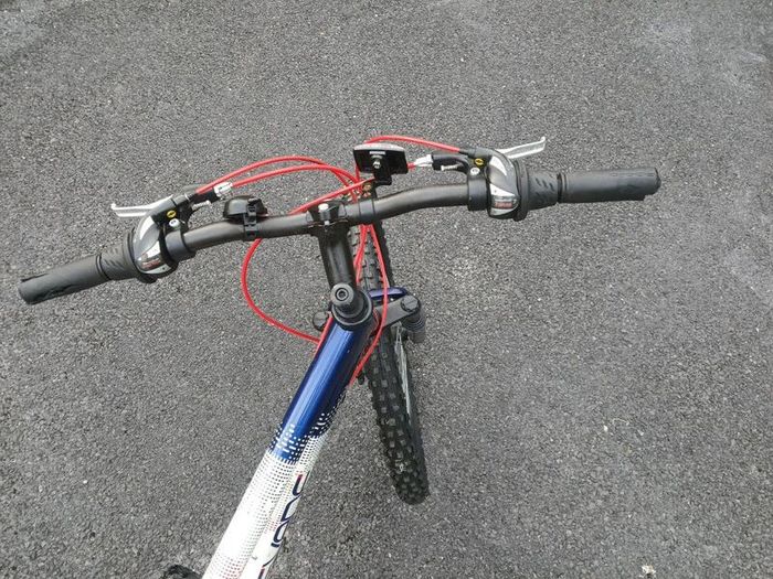 Apollo Evade Mountain Bike -  14" frame