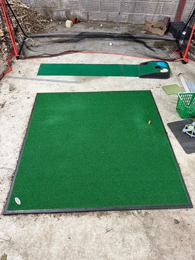 Forza driving range mat