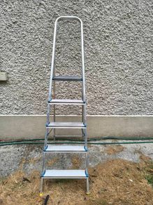 Werner 5 Step Platform Ladder. Excellent Condition